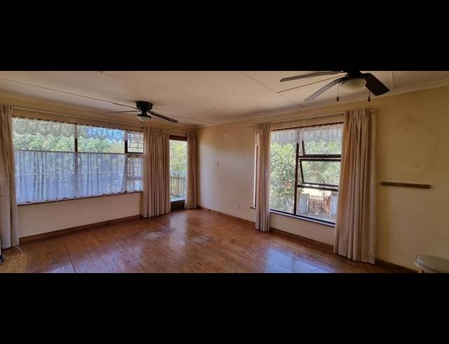 2 BEDROOM HOUSE FOR SALE IN FRAAIUITSIG